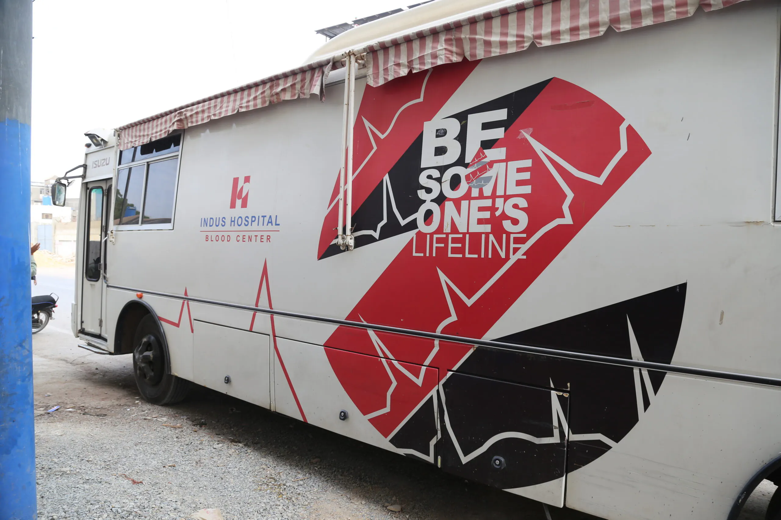 Crown Group Partners with Indus Hospital for Life-Saving Blood Donation Drive gallery image 9