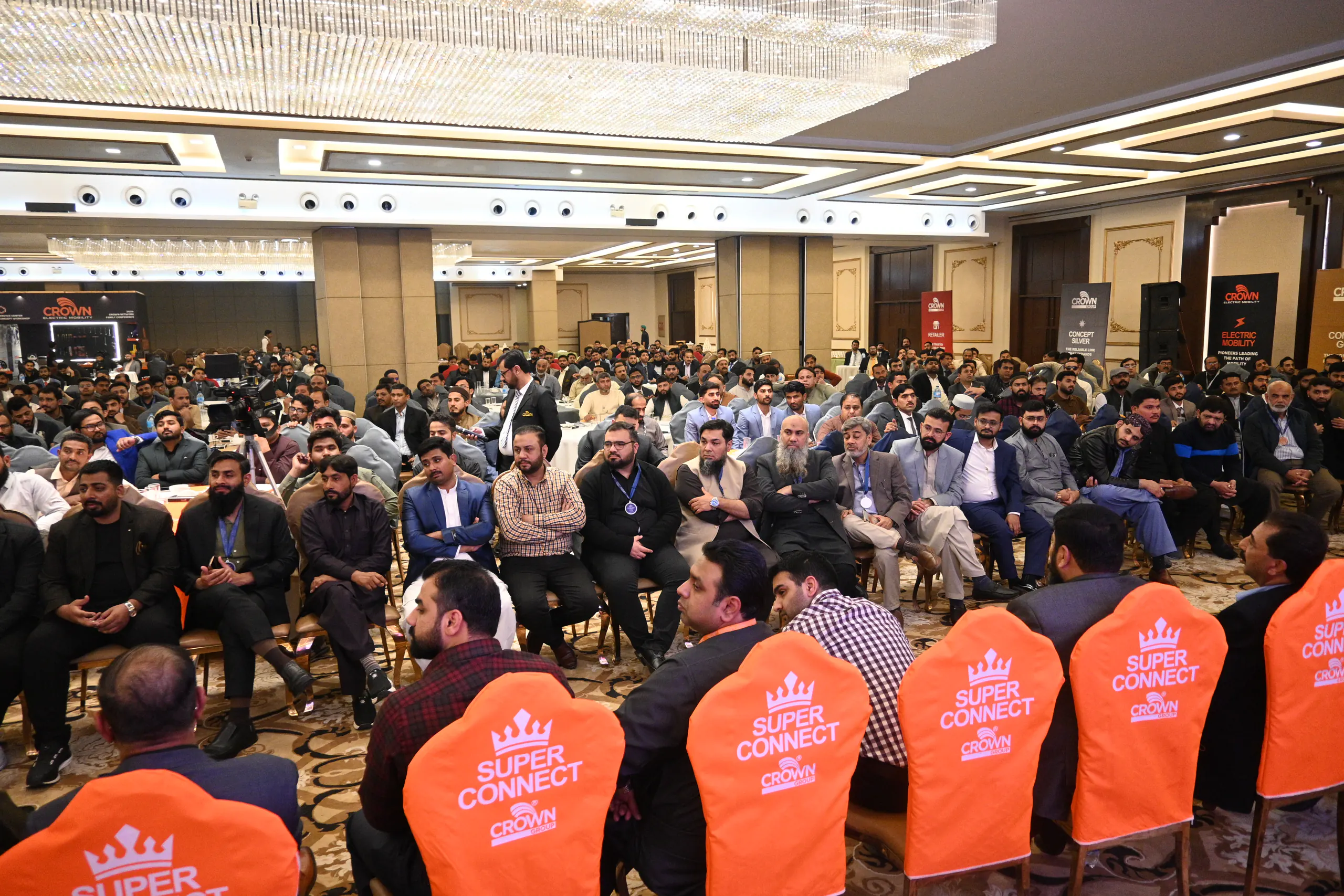 Celebrating Excellence and Growth at Crown Network Family Conference 2026 gallery image 7