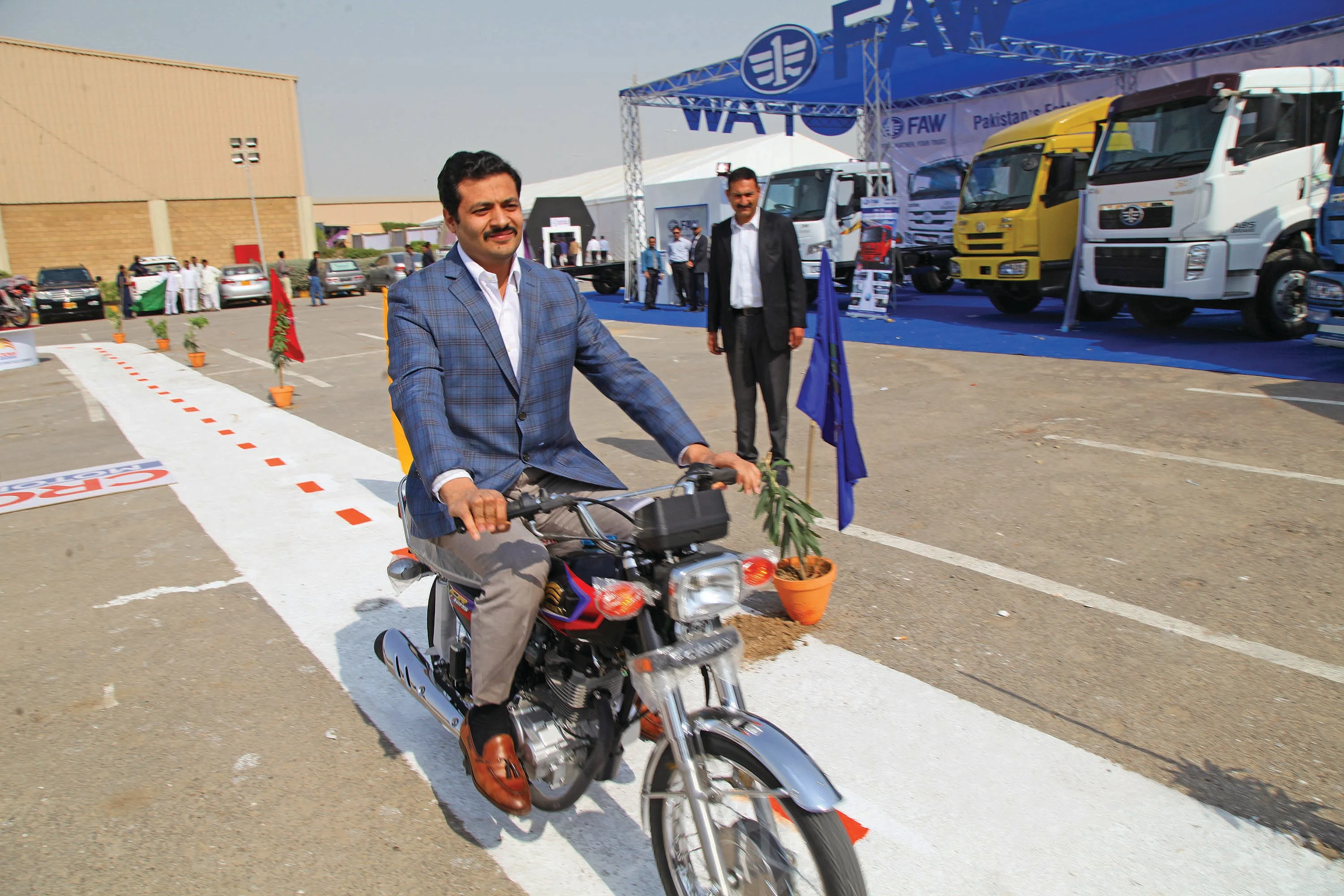 Crown Group at Pakistan Auto Show 2017