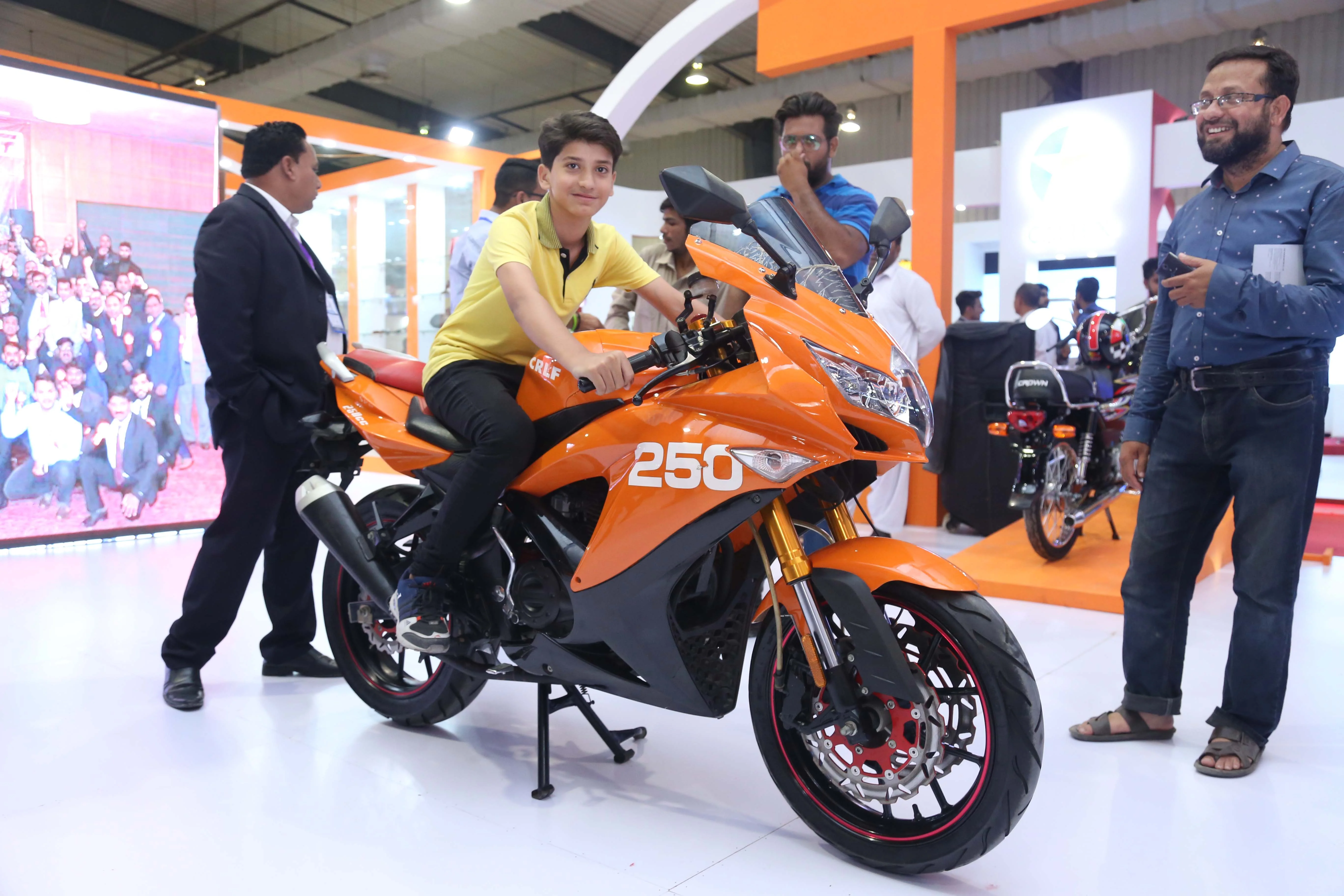 Crown Group at Pakistan Auto Show 2019 gallery image 5