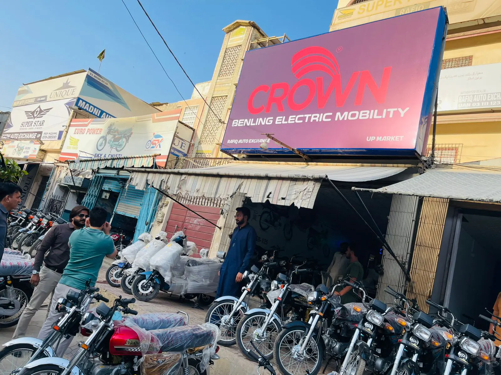 Crown Benling Electric Mobility Visits Dealerships in Karachi gallery image 15