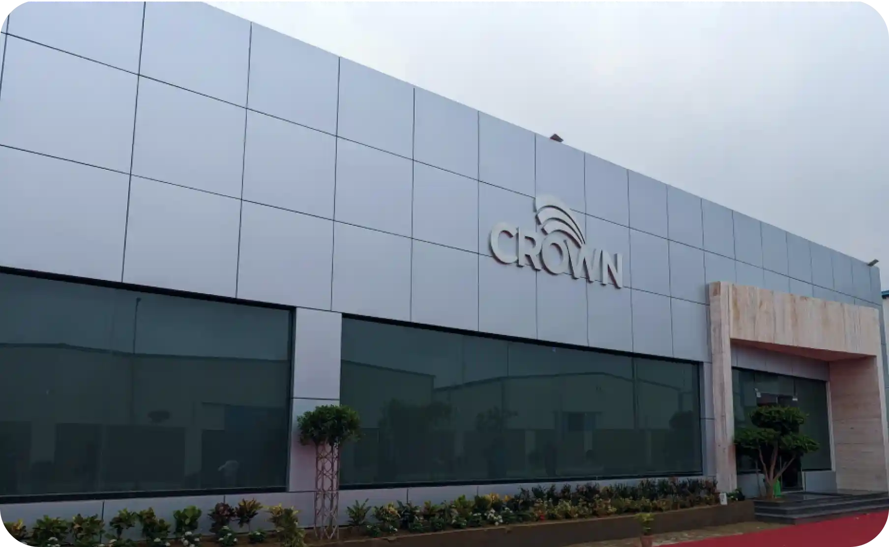 About Crown Group - automotive industry pioneers in Pakistan