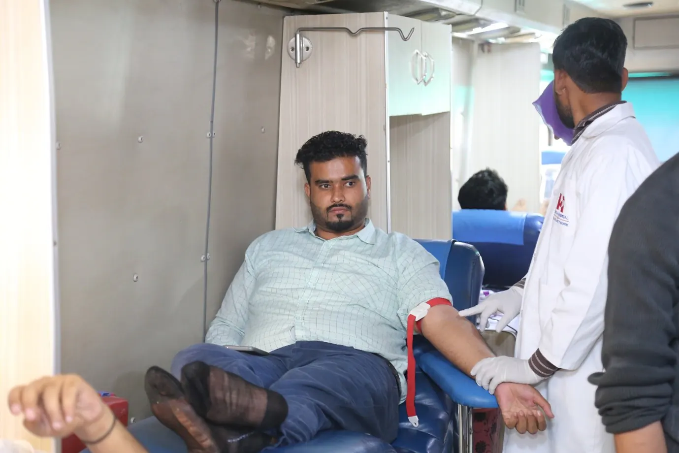 Crown Group Partners with Indus Hospital for Life-Saving Blood Donation Drive — image 2
